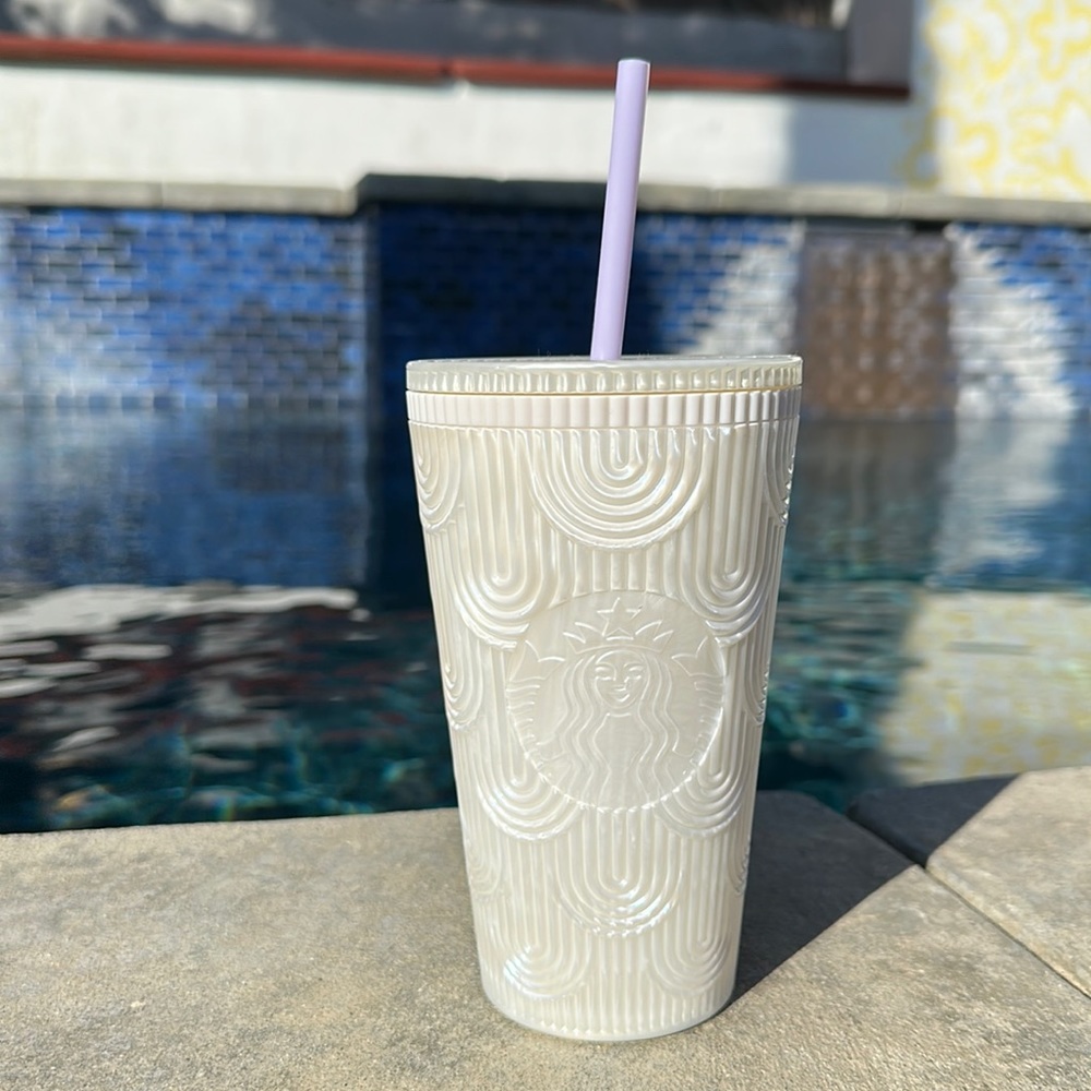 Starbucks 2023 White Pearl Grande Tumbler